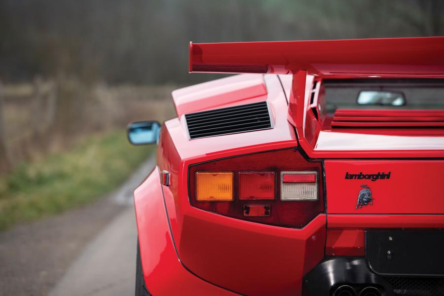Детали экстерьера Lamborghini Countach LP500 S 1984 года  (фото 6 из 34)